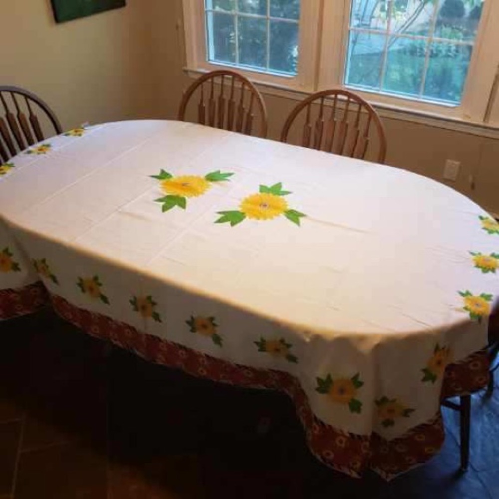 Handmade Egyptian Cotton table cloth with napkins